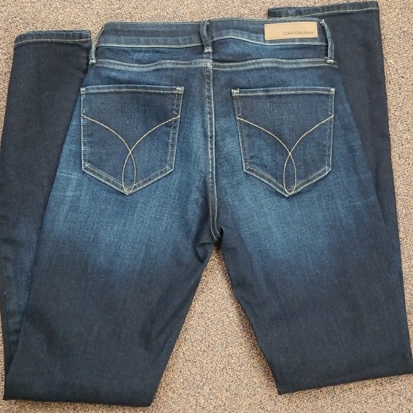 Jeans - Picture 2 of 3